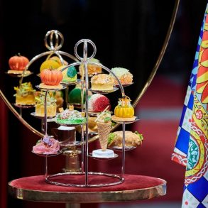 vrouwenblog-de-smaakvolle-nieuwe-afternoon-tea-van-dolceampgabbana.jpg